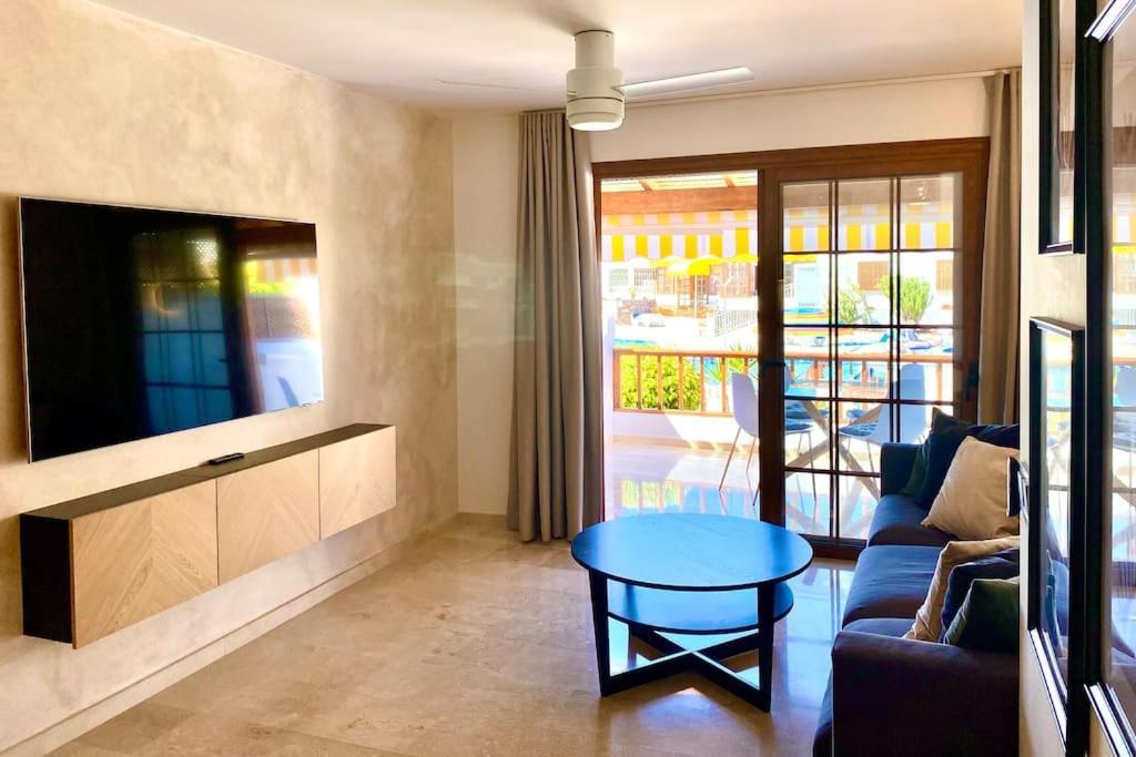 Stylish & Modern 1 Bedroom Suite On Frontline Of Playa Del Duque Адехе Екстер'єр фото