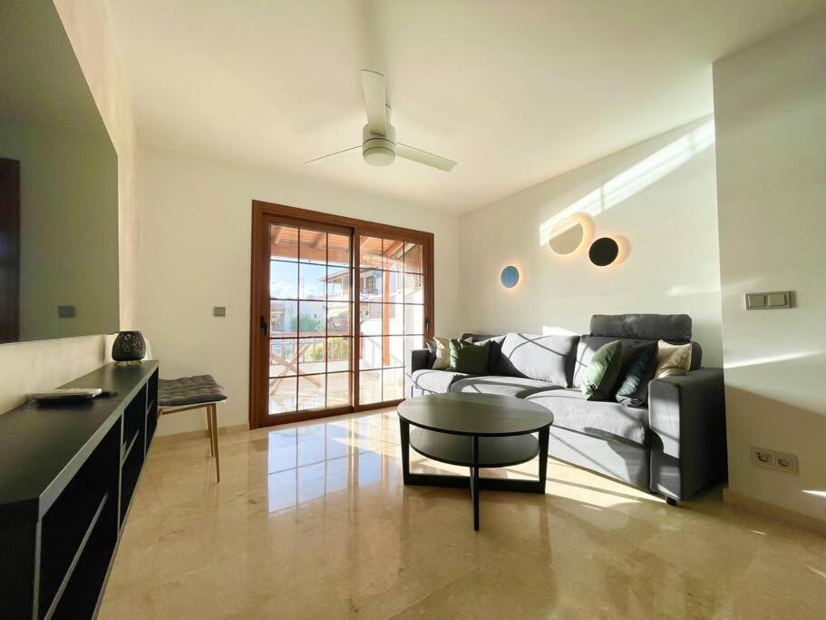Stylish & Modern 1 Bedroom Suite On Frontline Of Playa Del Duque Адехе Екстер'єр фото